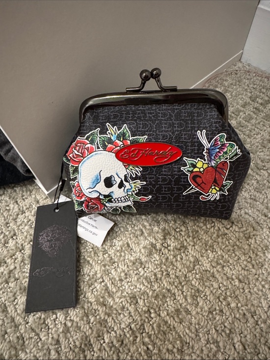 Ed Hardy Handbags - NWT Ed Hardy Black Tattoo Skull & Heart Kisslock Coin Purse